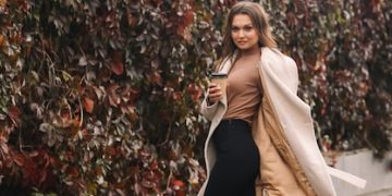 Master the Art of Layering: A Style Guide for All Seasons - Cover Image