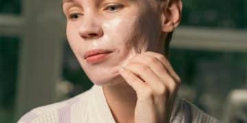Dry Skin Relief: Hydrating Routine Restores Moisture in 7 Days - Cover Image