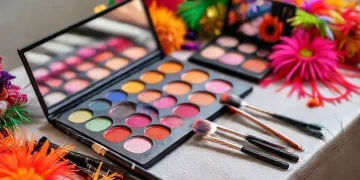 Creative festival makeup ideas to stand out this season